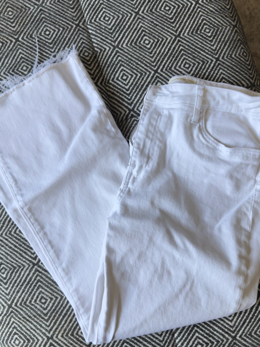 Kut from the Kloth White Ankle Crop Jeans with Raw Hem